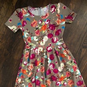 LULAROE large butterfly floral amelia